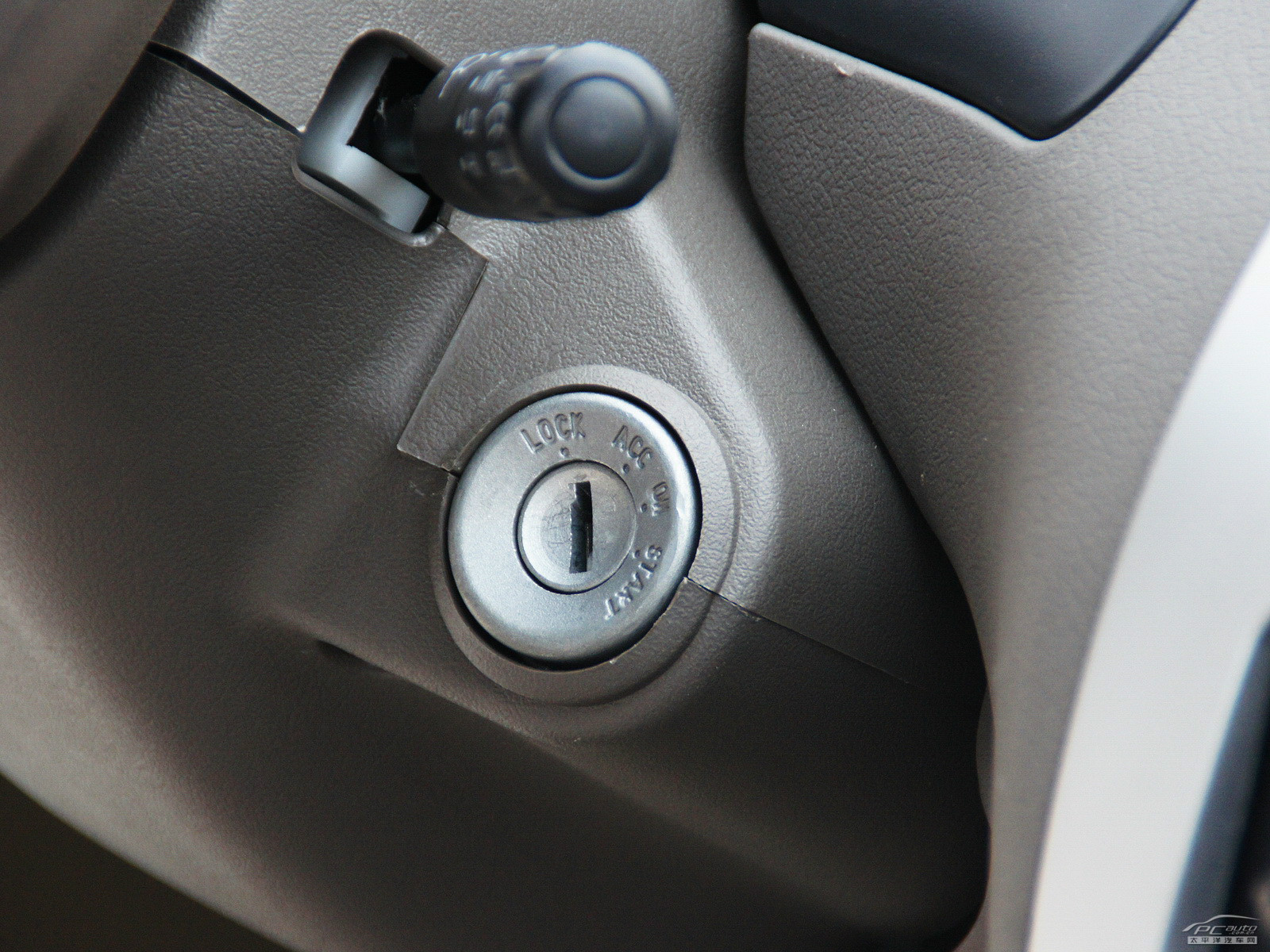 佳寶V70內(nèi)飾高清大圖