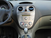 2012款 1.8L MT 宜商精英型 7座 2012款 1.8L MT 宜商精英型 7座