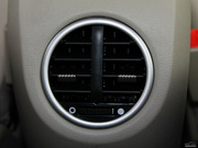2012款 1.8L MT 宜商精英型 7座 2012款 1.8L MT 宜商精英型 7座