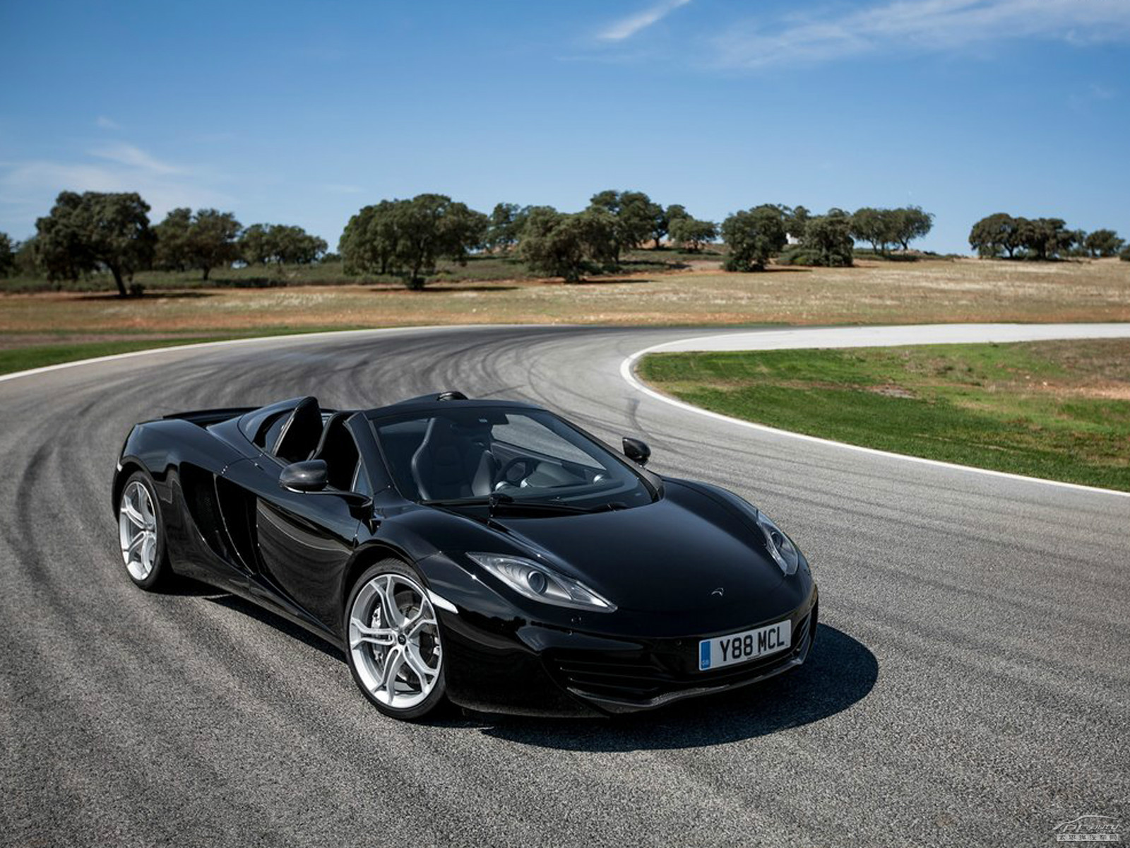 邁凱倫MP4-12C外觀高清大圖