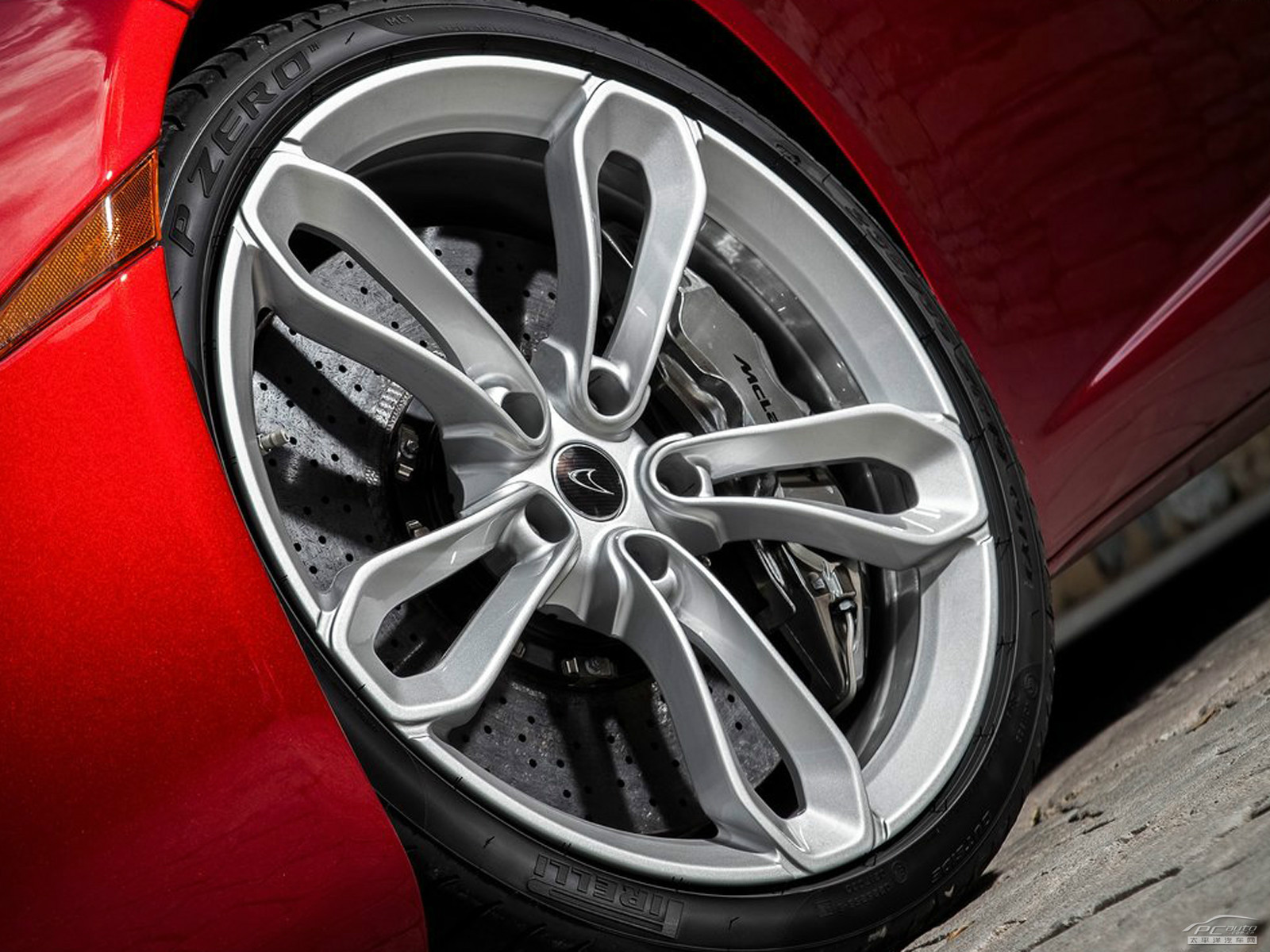 邁凱倫MP4-12C外觀高清大圖