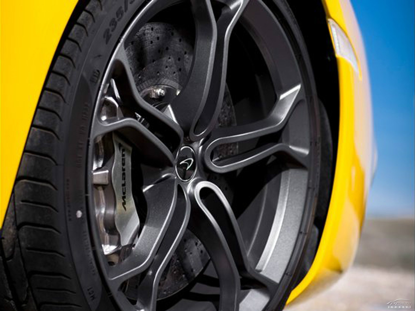 邁凱倫MP4-12C外觀高清大圖