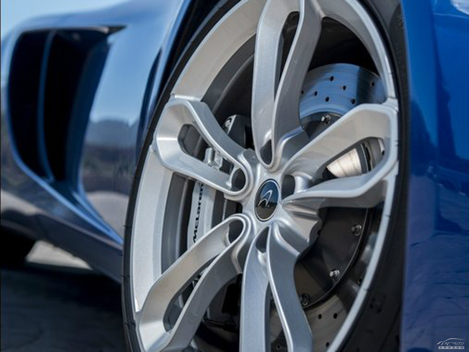 邁凱倫MP4-12C外觀高清大圖