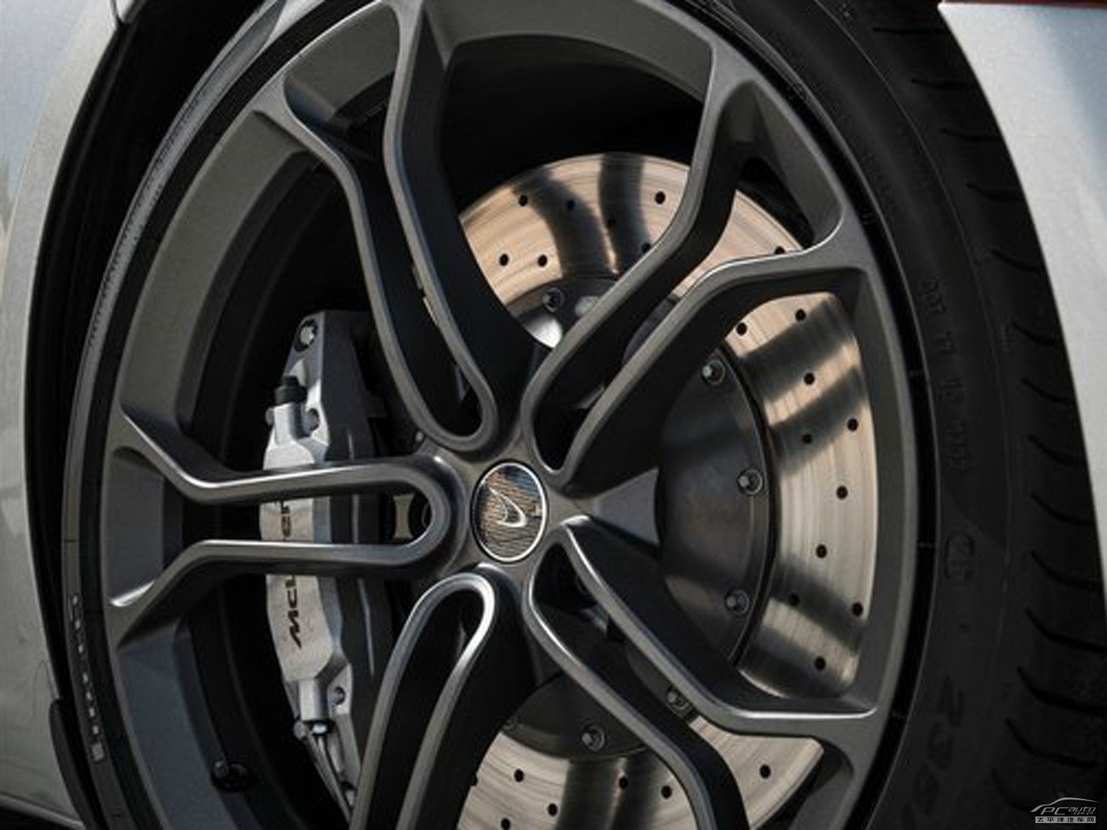 邁凱倫MP4-12C外觀高清大圖