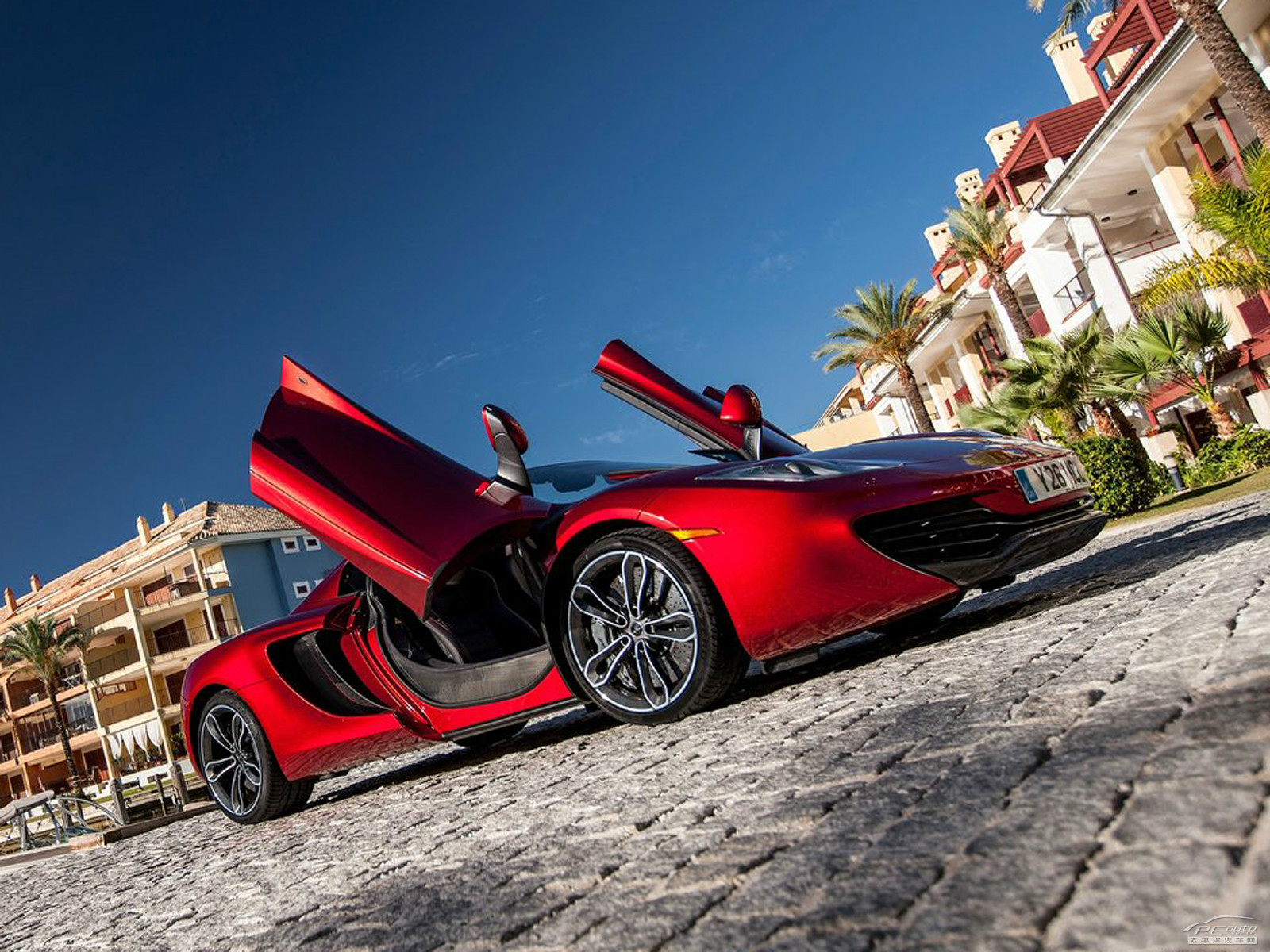 邁凱倫MP4-12C外觀高清大圖