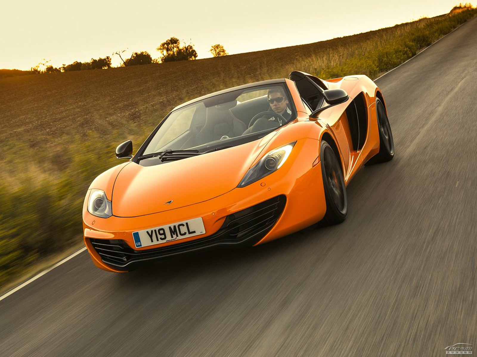 邁凱倫MP4-12C外觀高清大圖