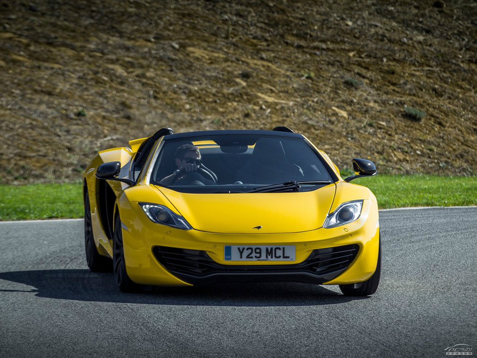 邁凱倫MP4-12C外觀高清大圖