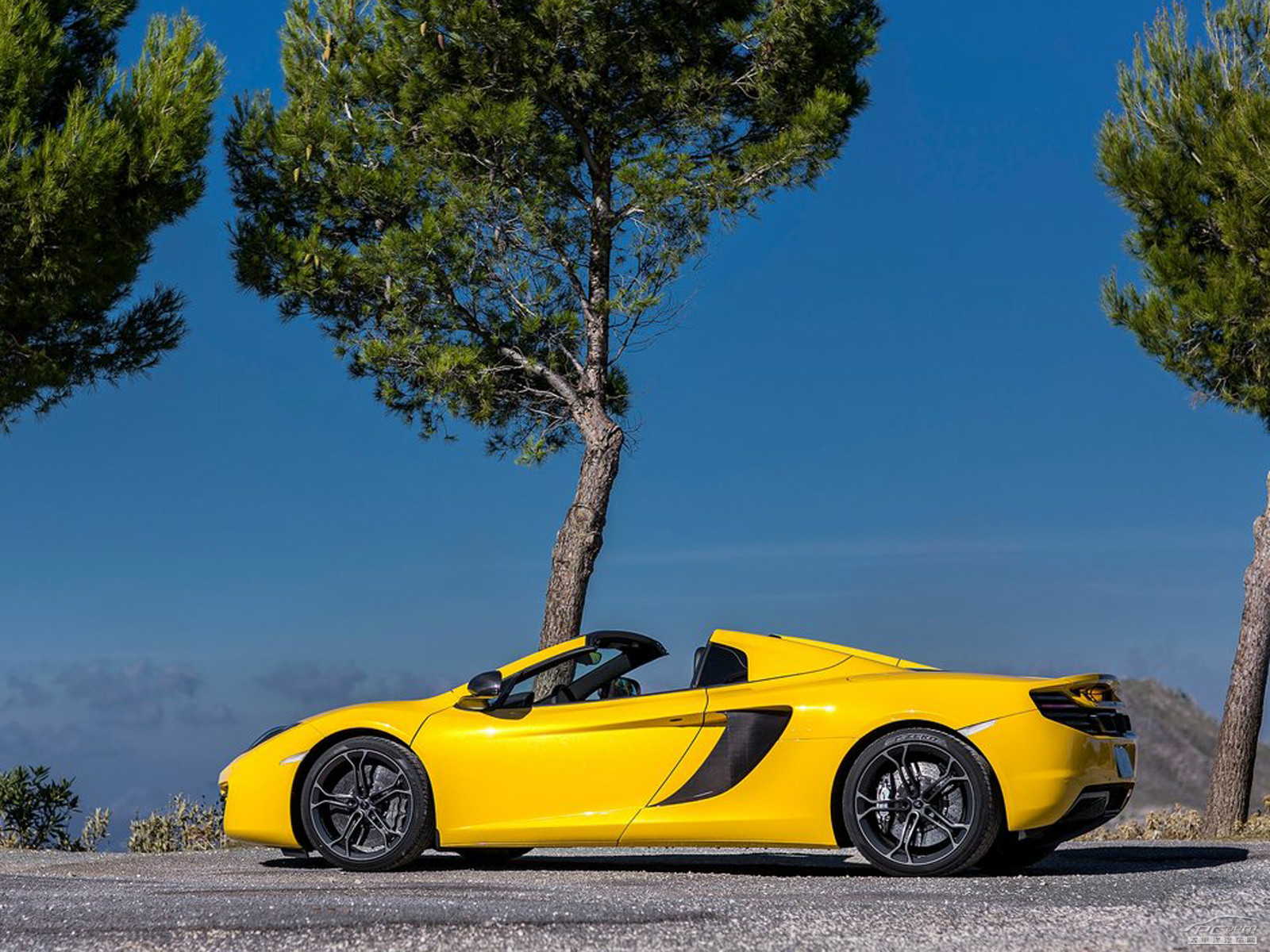 邁凱倫MP4-12C外觀高清大圖