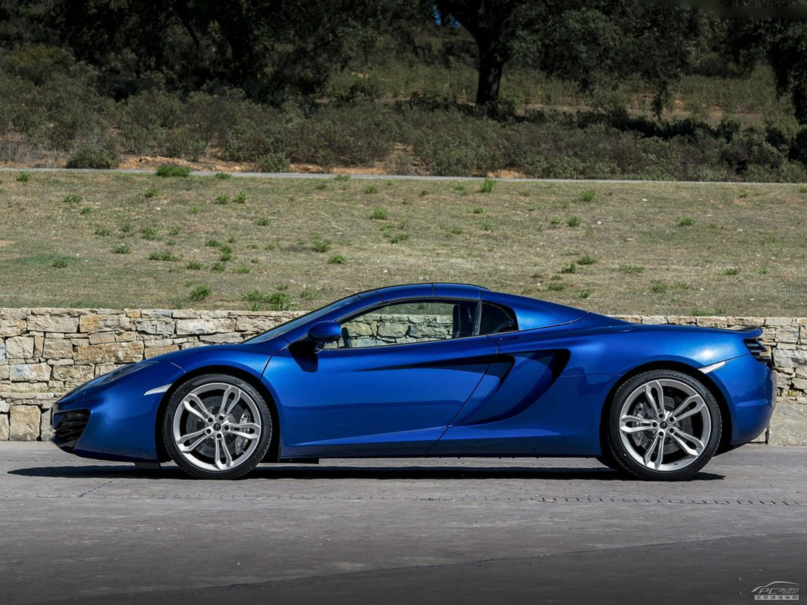 邁凱倫MP4-12C外觀高清大圖