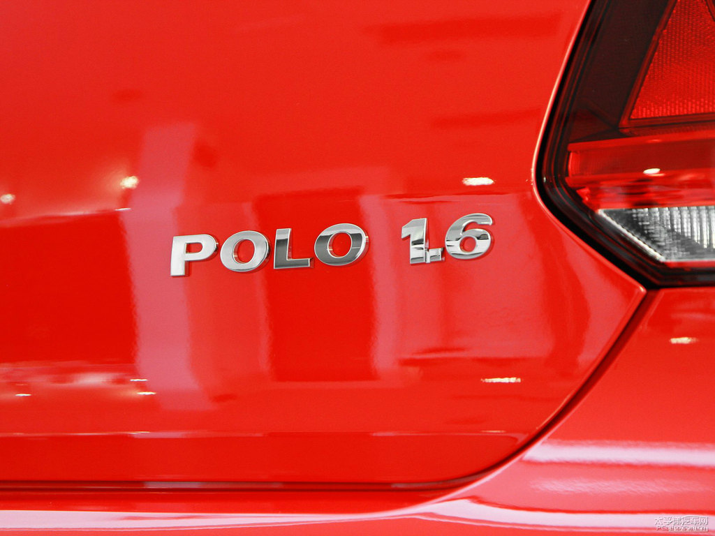 風(fēng)格紅大眾Polo車尾外觀圖片
