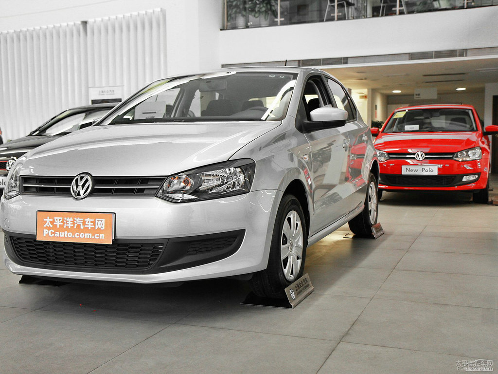銳利銀大眾Polo整車外觀外觀圖片