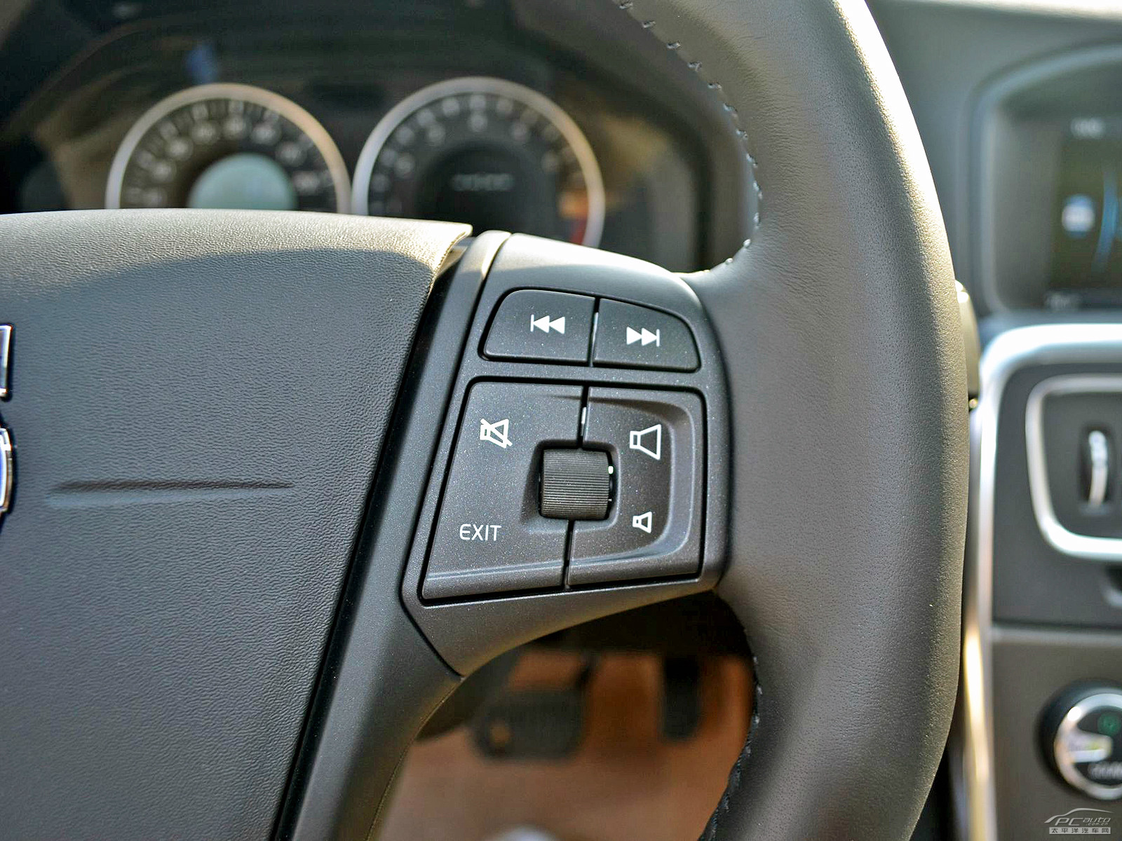 沃爾沃S60(進口)內(nèi)飾高清大圖