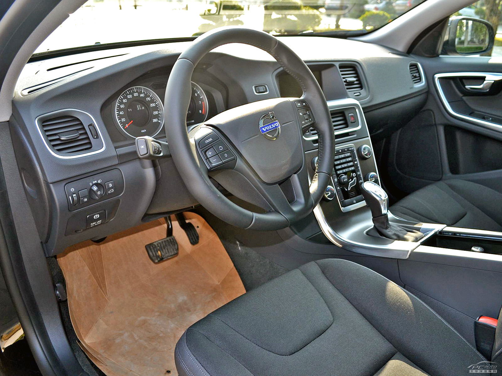沃爾沃S60(進(jìn)口)內(nèi)飾高清大圖
