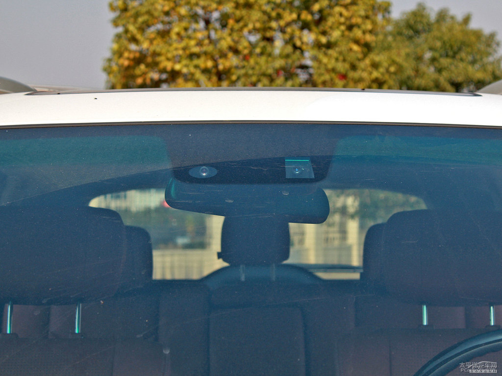 ɰ׼{ǽݴ7 SUV܇β^DƬ