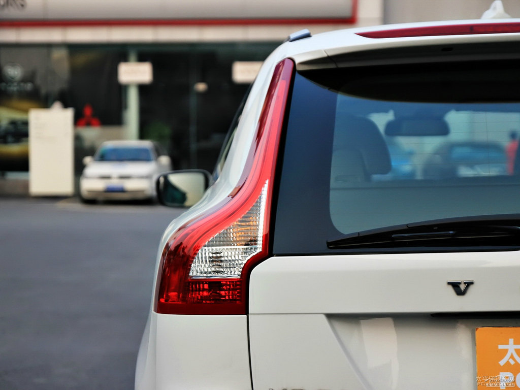 ѩ֠XC60(M(jn))^DƬ