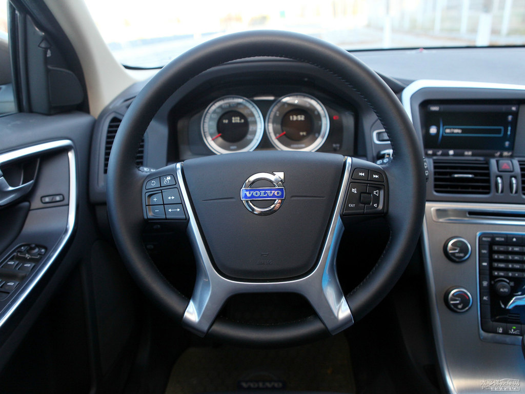 ~ɫ֠XC60(M(jn))(ni)DƬ