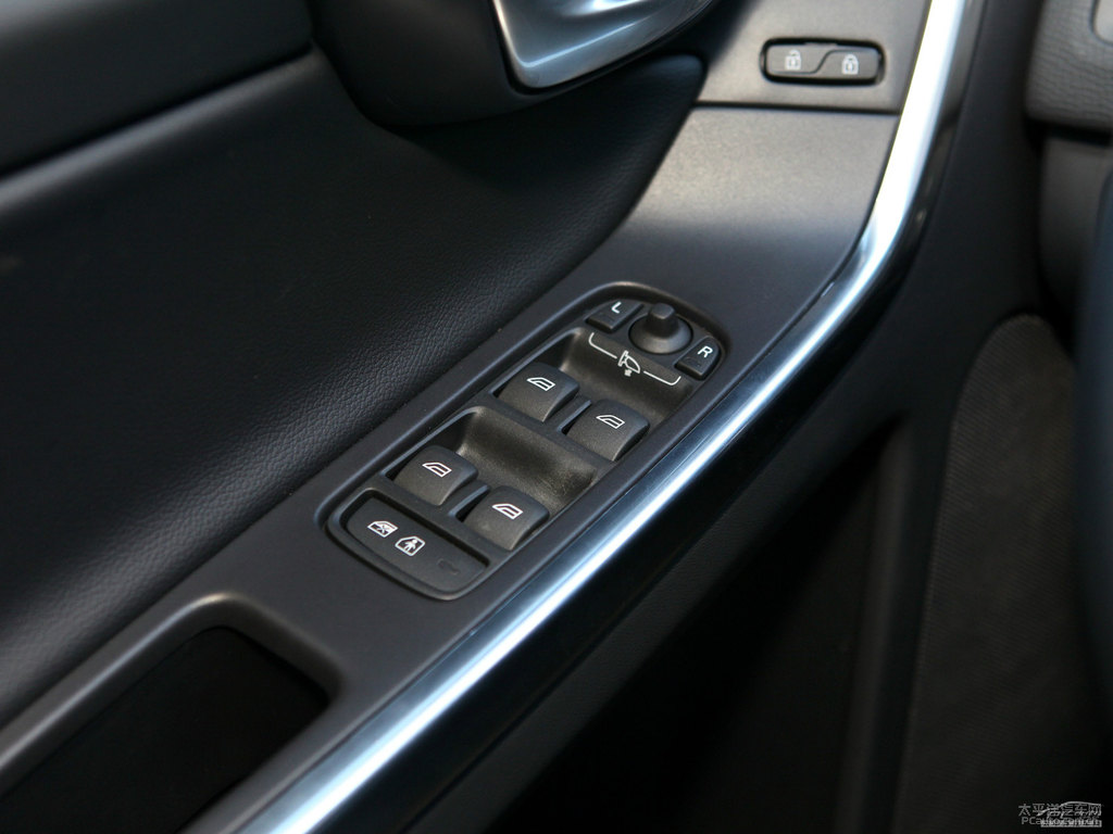 ~ɫ֠XC60(M)DƬ