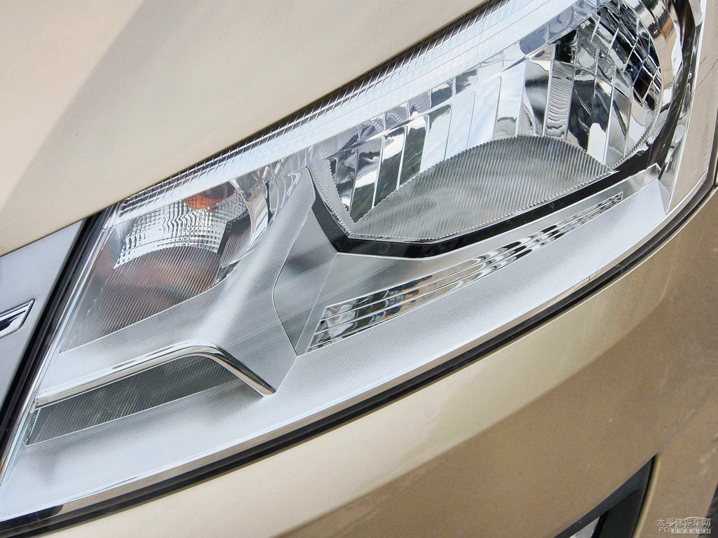 幸運(yùn)金桑塔納車頭外觀圖片