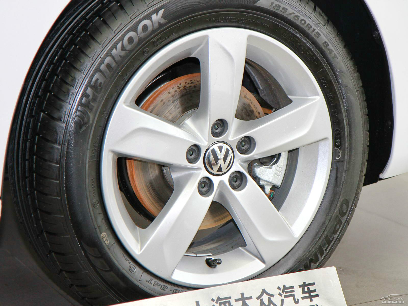 桑塔納外觀高清大圖