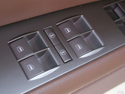 2012款 3.0L 精英定制型(汽油版) 2012款 3.0L 精英定制型(汽油版)