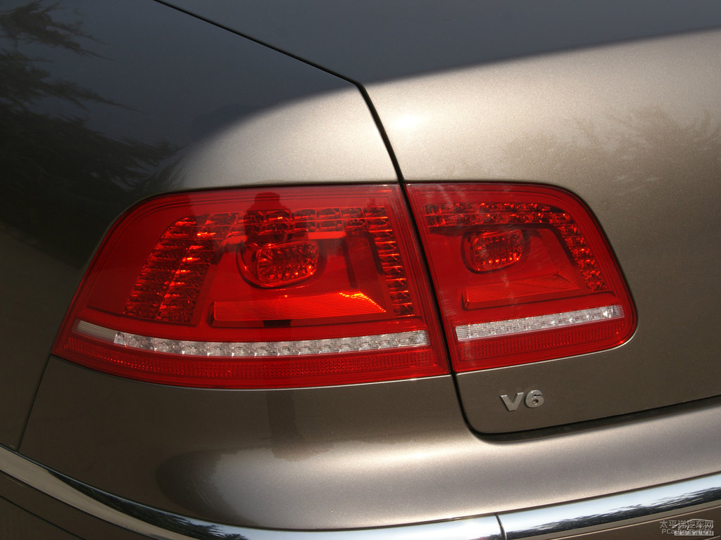 xv^DƬ