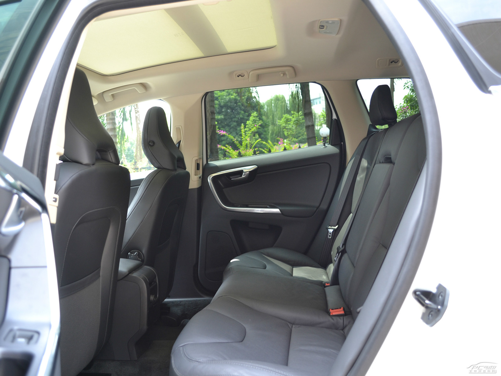 沃爾沃XC60(進(jìn)口)空間高清大圖