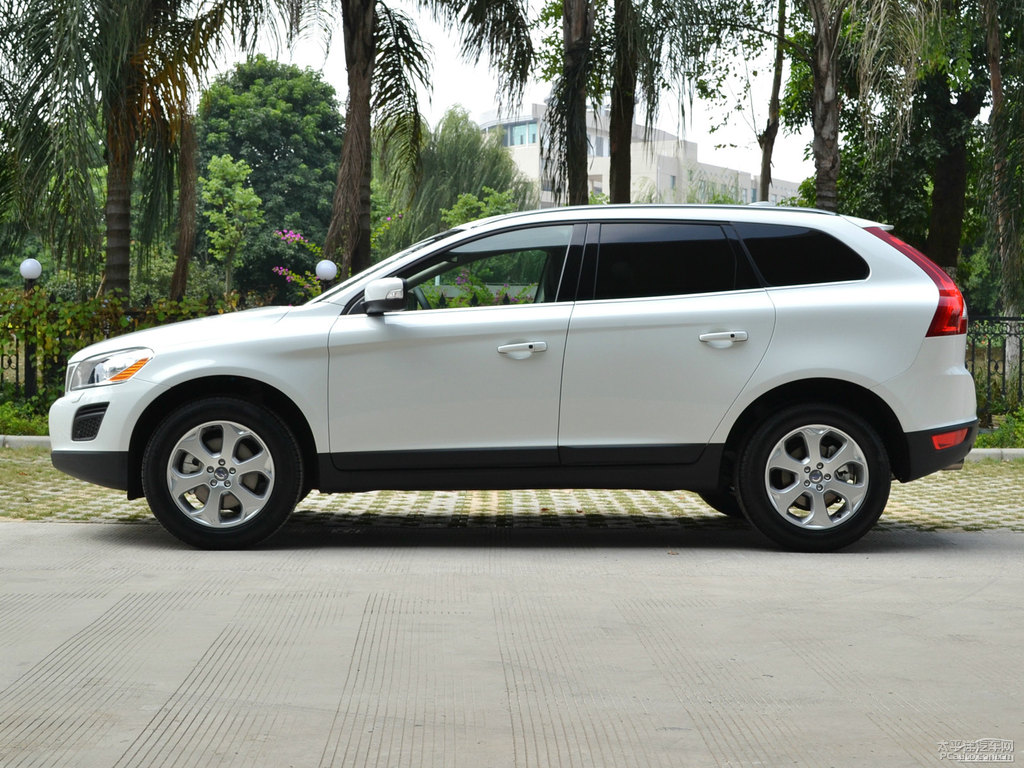 ѩ֠XC60(M(jn))^DƬ