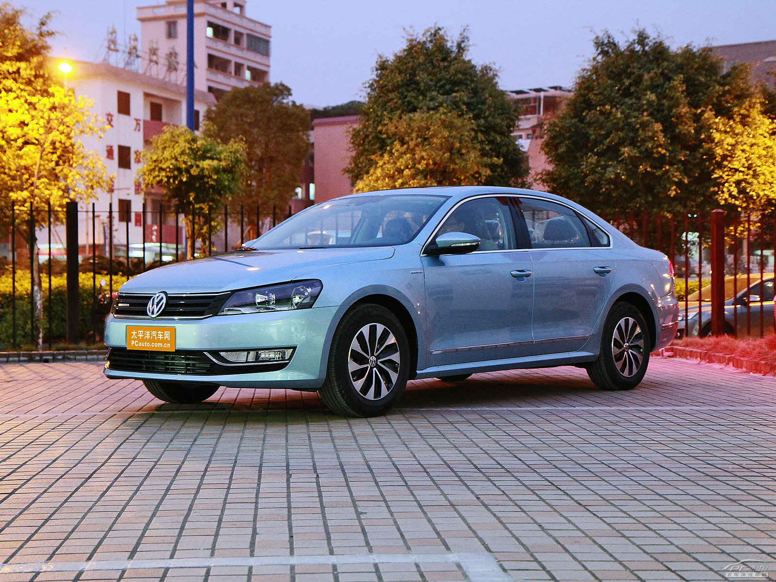 帕薩特外觀高清大圖