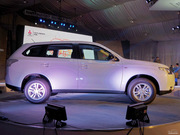 2013款 2.0L 兩驅(qū)運(yùn)動(dòng)導(dǎo)航版5座 2013款 2.0L 兩驅(qū)運(yùn)動(dòng)導(dǎo)航版5座