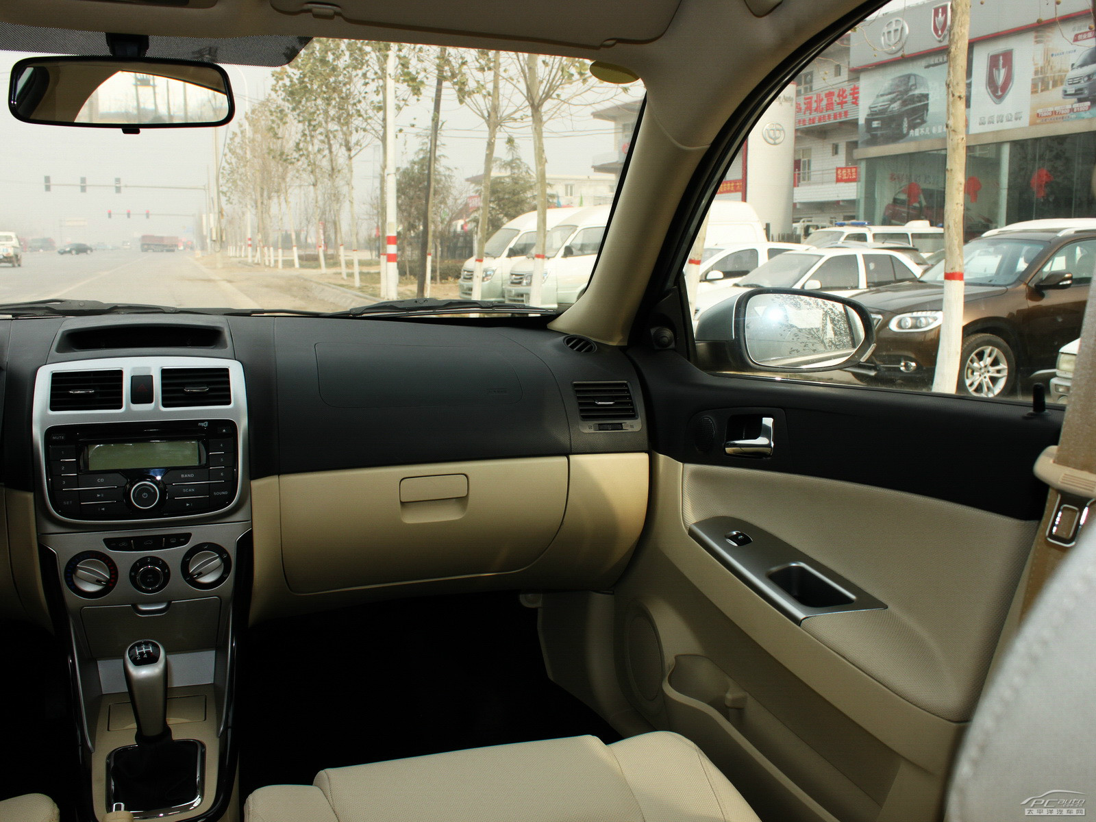 駿捷FSV內(nèi)飾高清大圖