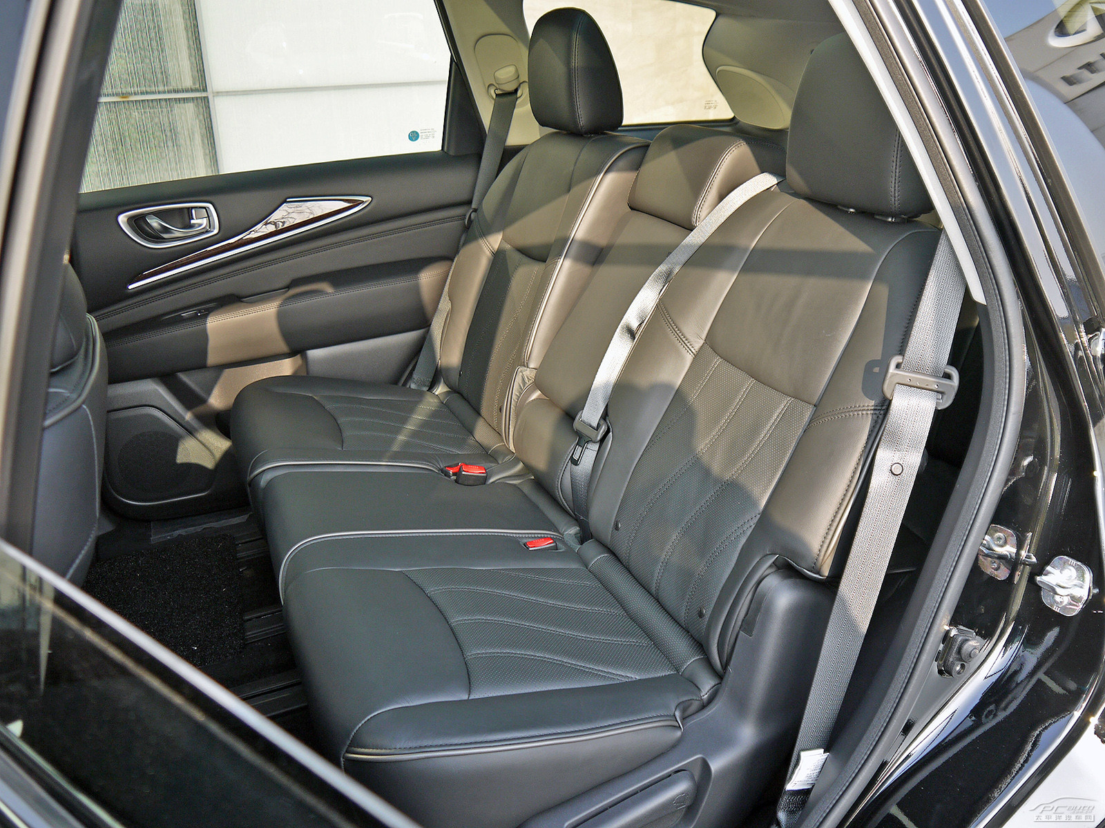 英菲尼迪JX內(nèi)飾高清大圖