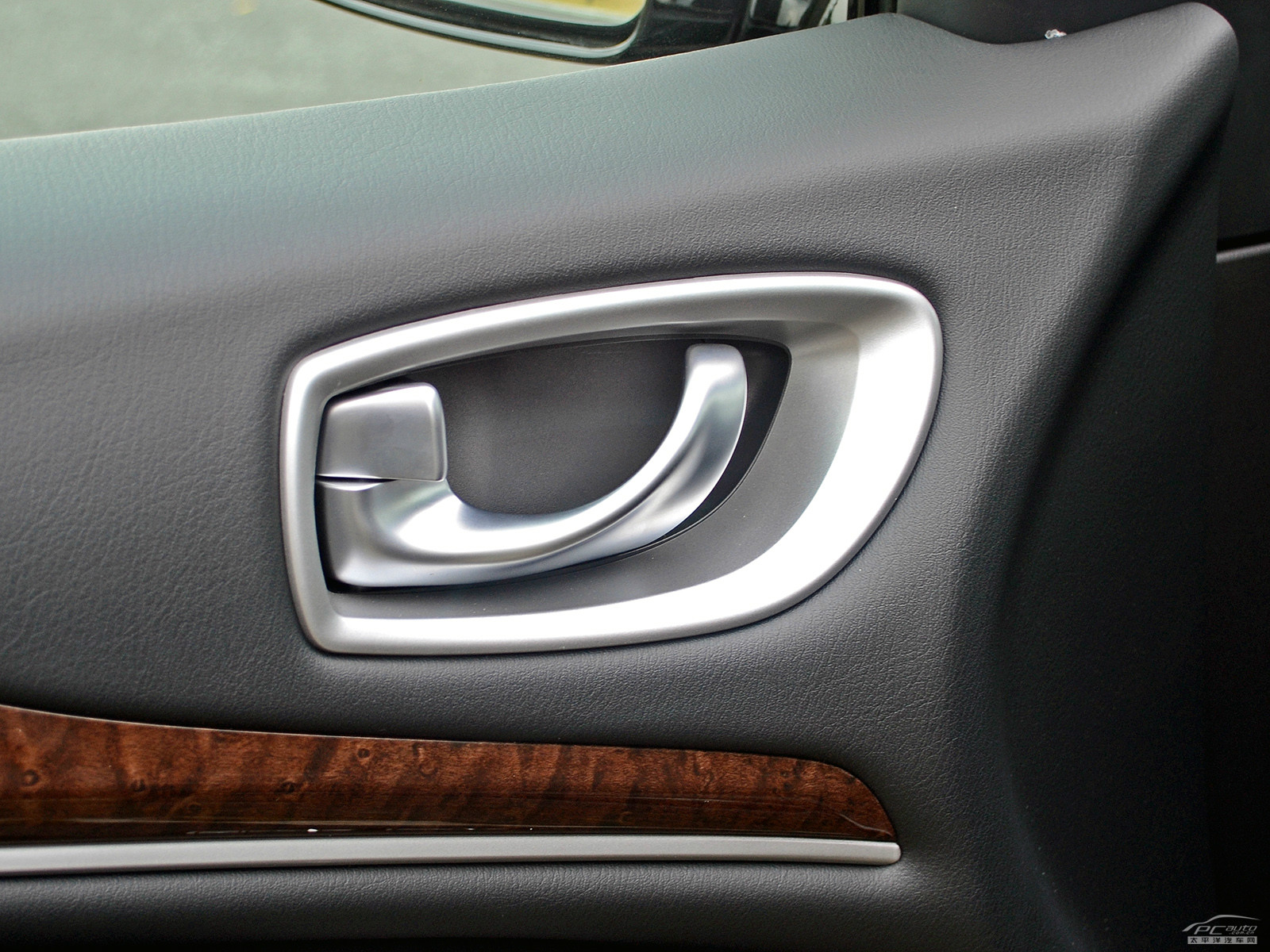 英菲尼迪JX內(nèi)飾高清大圖