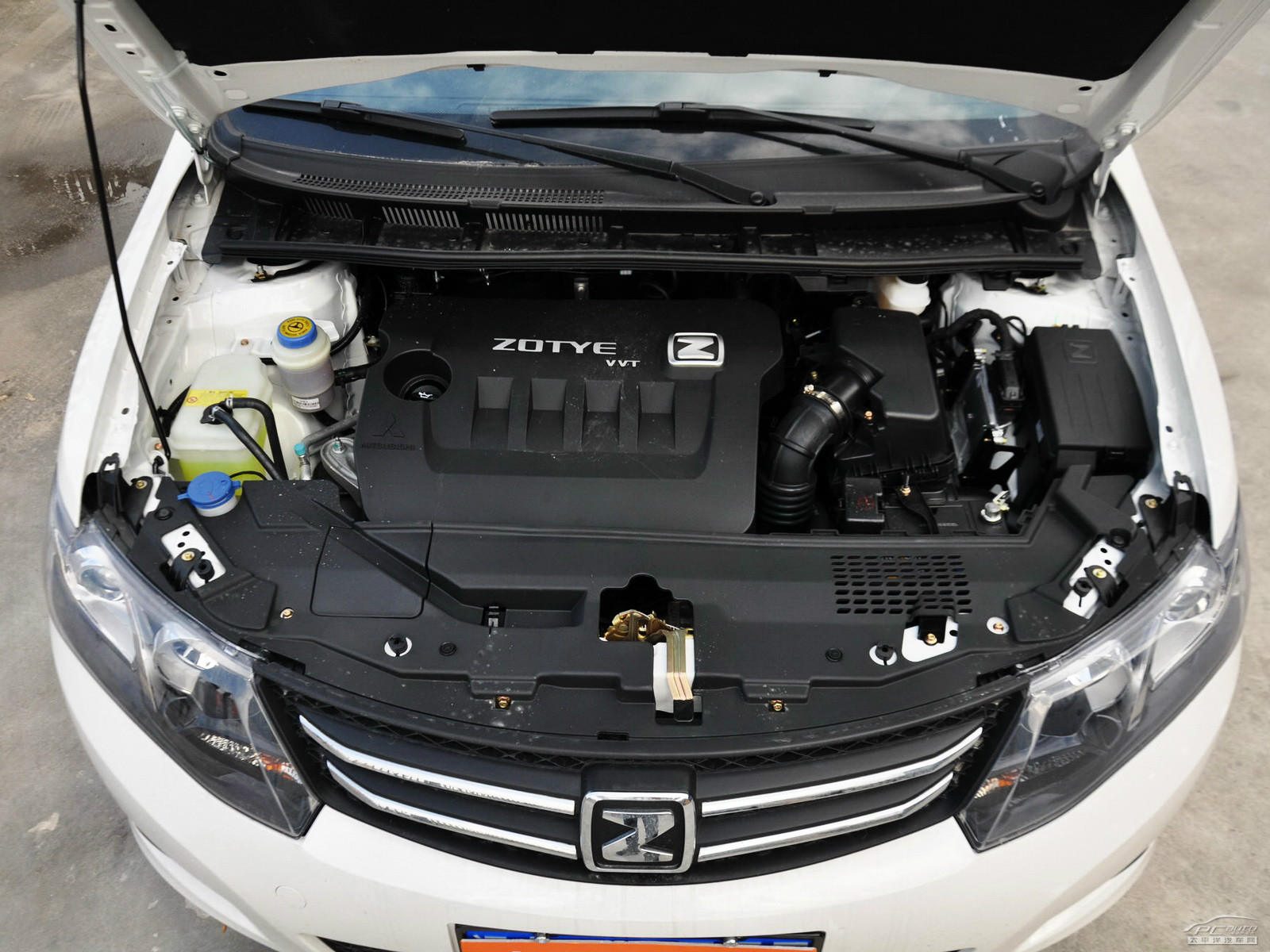 眾泰Z300細(xì)節(jié)高清大圖