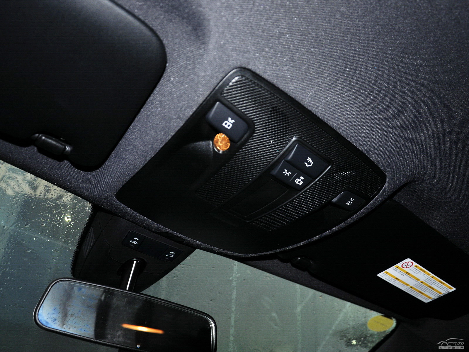 奔馳B級(jí)內(nèi)飾高清大圖