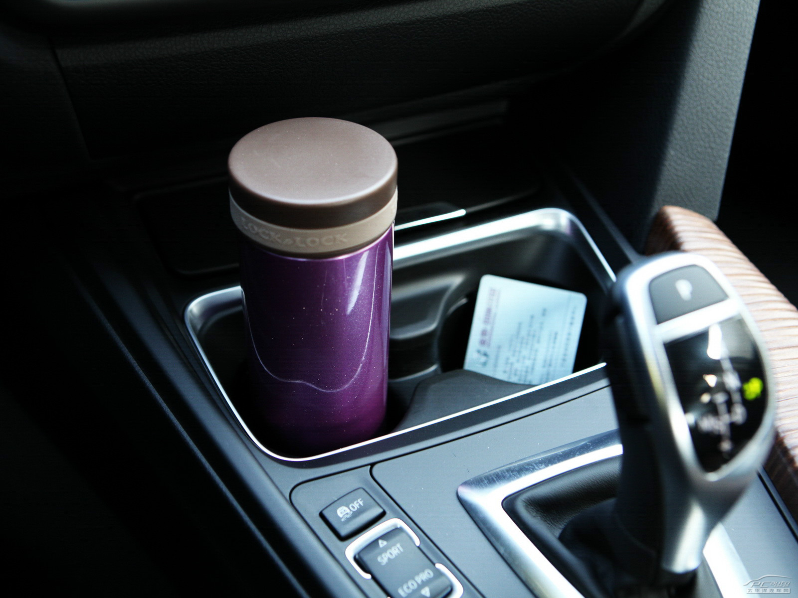 寶馬3系空間高清大圖