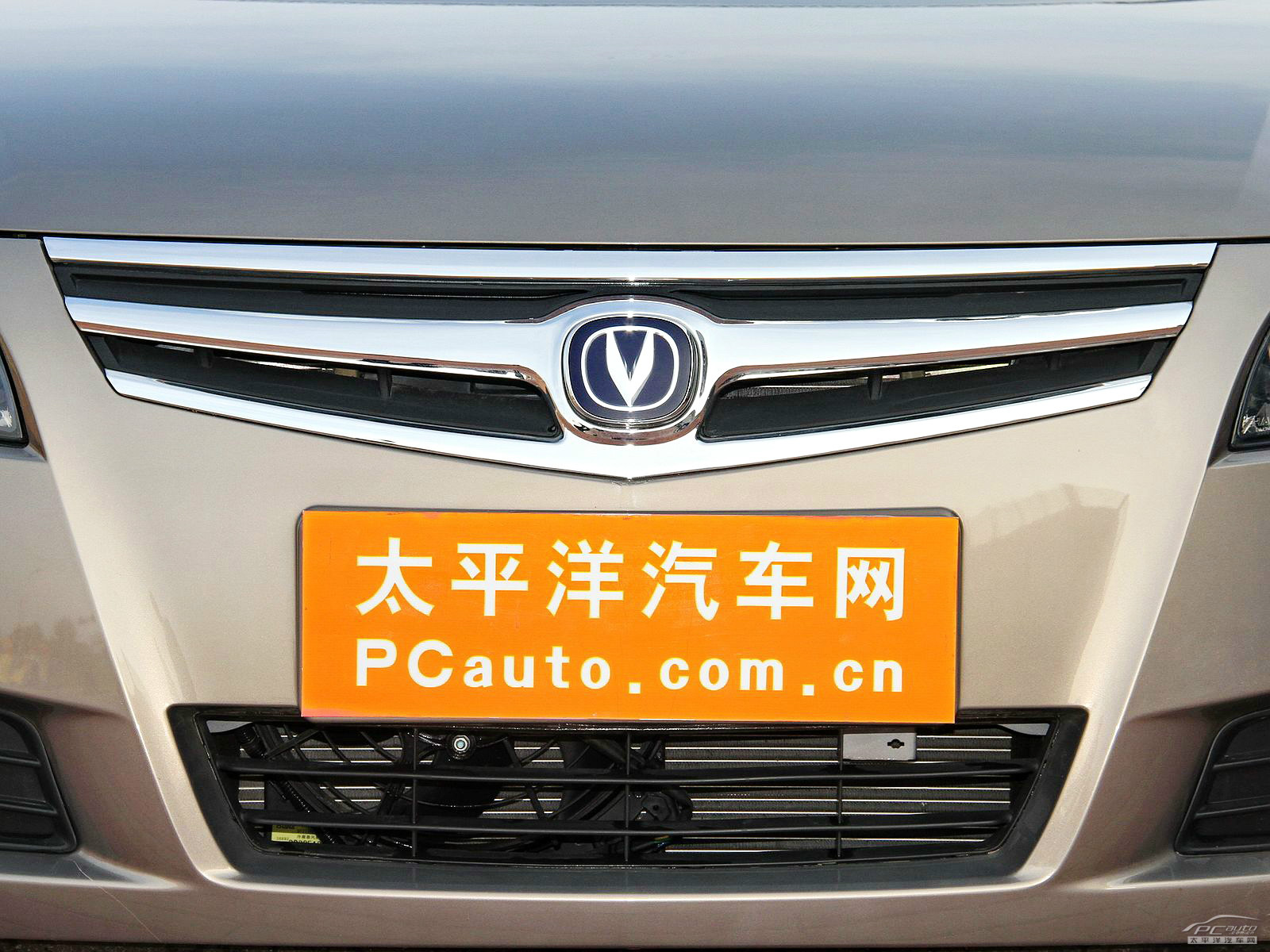 長安CX30外觀高清大圖