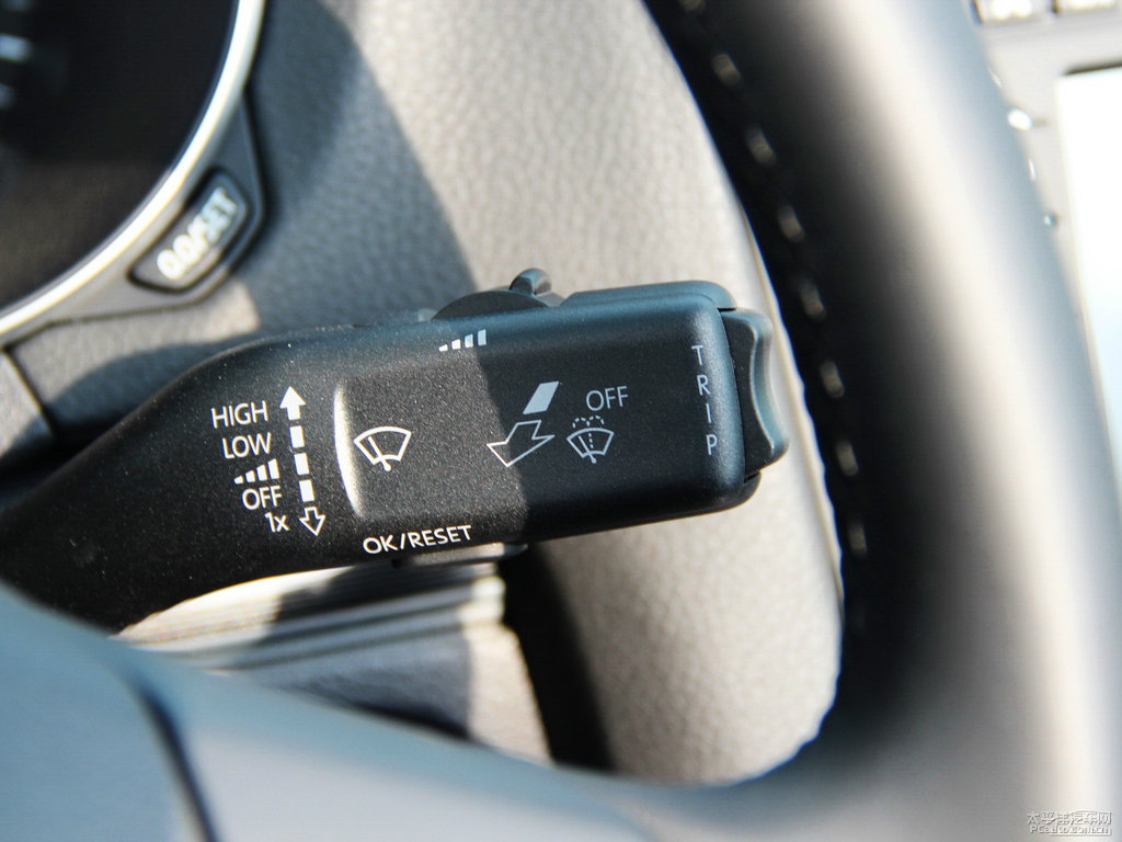 ǹ׸ߠ(M(jn))п؃(ni)DƬ