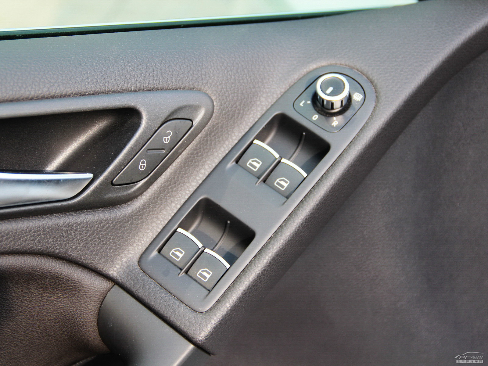 高爾夫(進(jìn)口)內(nèi)飾高清大圖