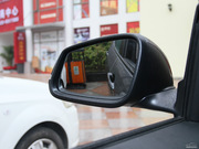 2013款 sDrive18i 運(yùn)動(dòng)設(shè)計(jì)套裝 2013款 sDrive18i 運(yùn)動(dòng)設(shè)計(jì)套裝