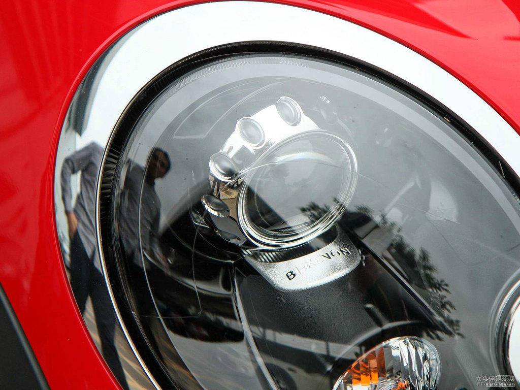 辣椒紅MINI CLUBMAN車(chē)頭外觀圖片