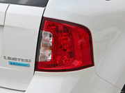 2012款 2.0T 兩驅(qū)尊銳型 2012款 2.0T 兩驅(qū)尊銳型