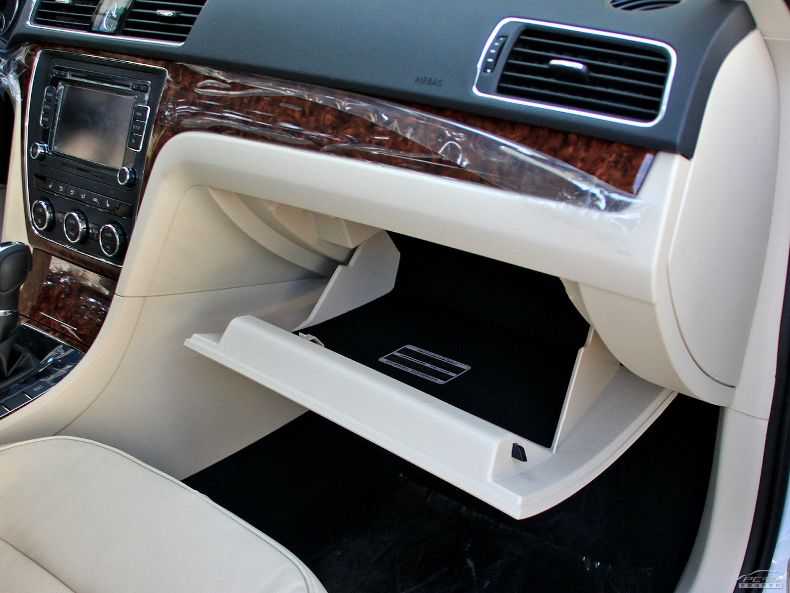 帕薩特空間高清大圖