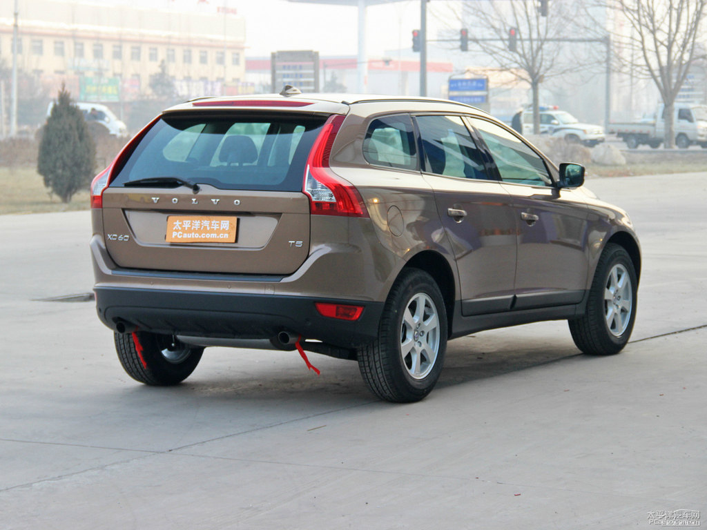 ~ɫ֠XC60(M)^DƬ