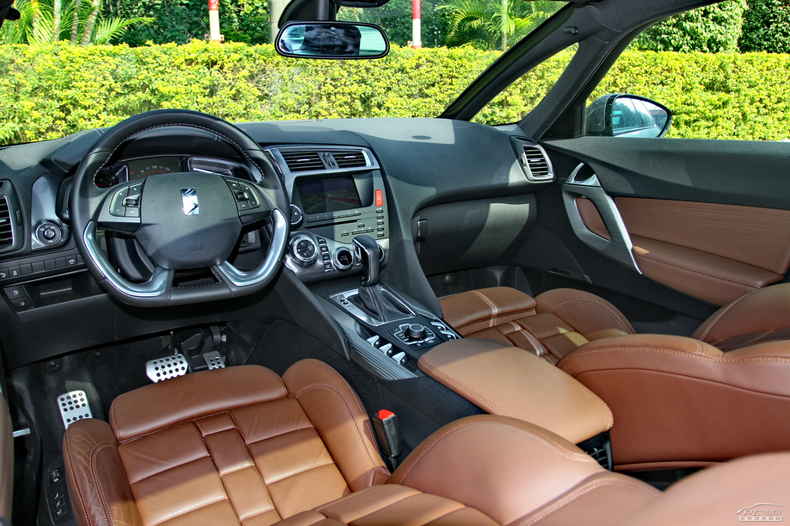 DS 5(進(jìn)口)內(nèi)飾高清大圖