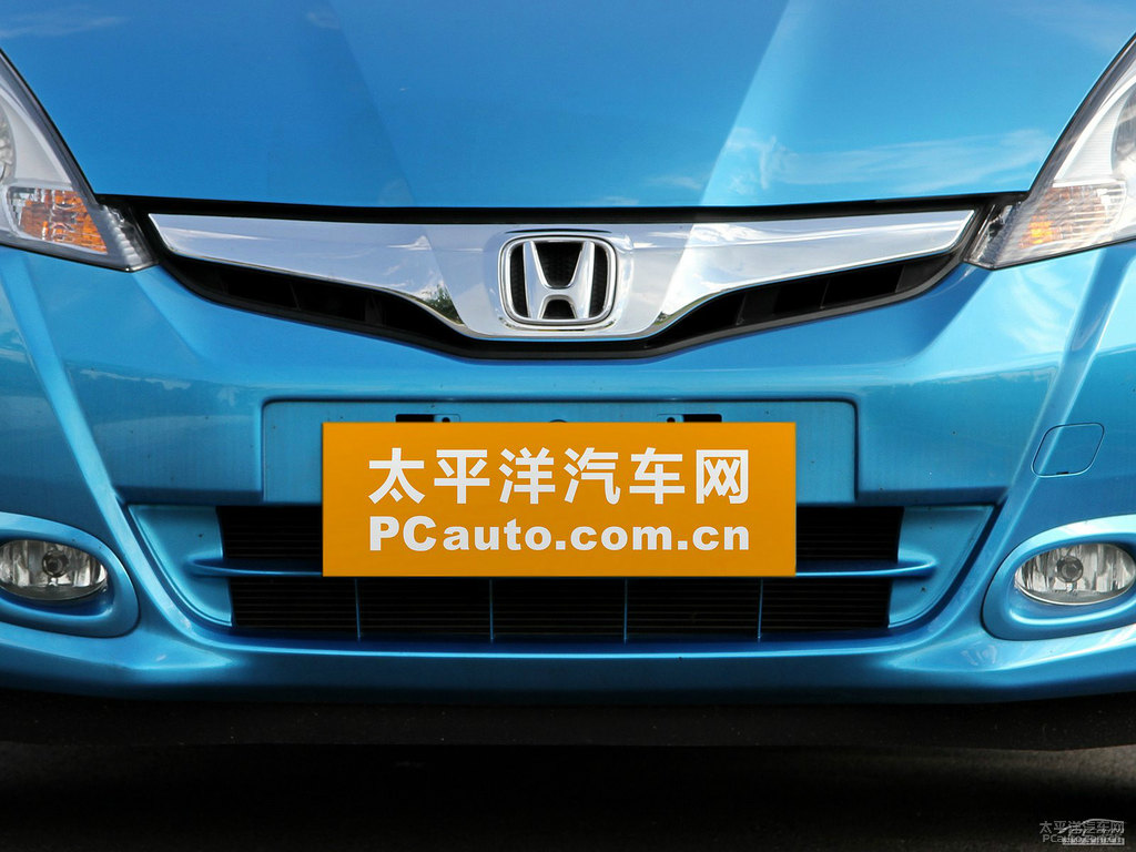 巴黎藍(lán)飛度車頭外觀圖片