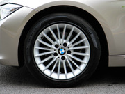 2013款 320Li 豪華設(shè)計(jì)套裝 2013款 320Li 豪華設(shè)計(jì)套裝