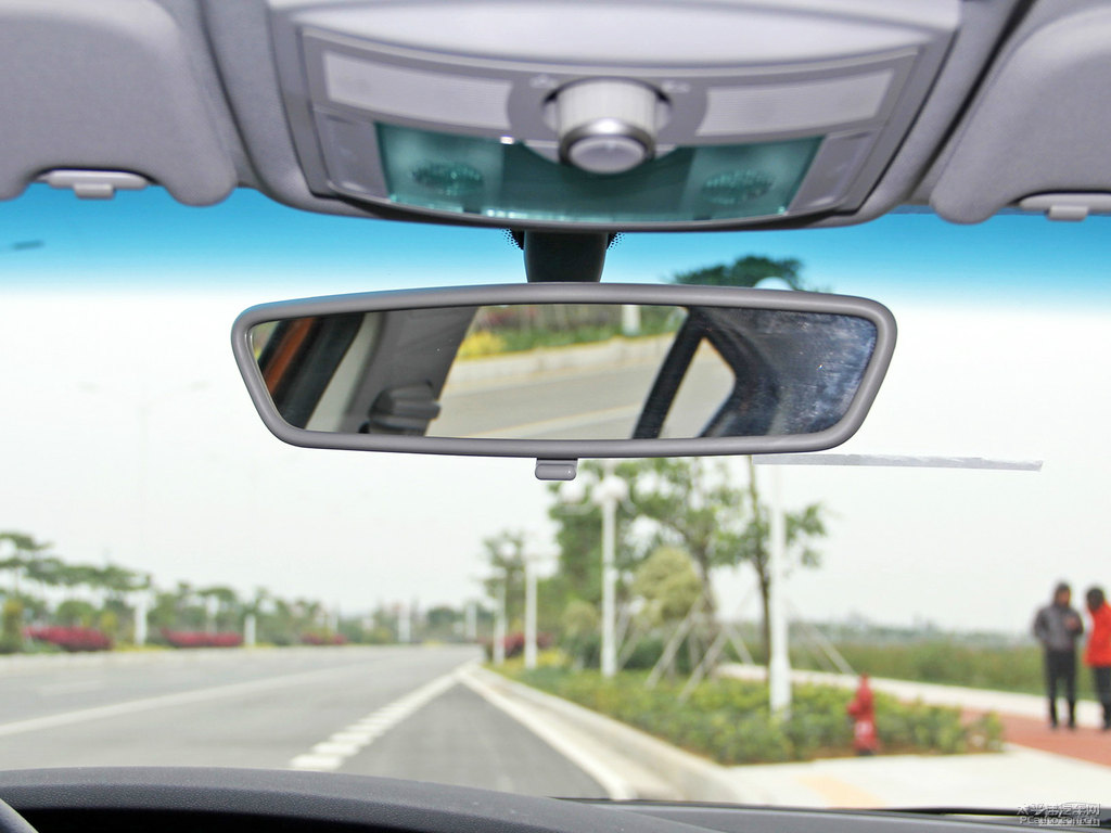 伯明翰橙MG6車廂內(nèi)飾圖片