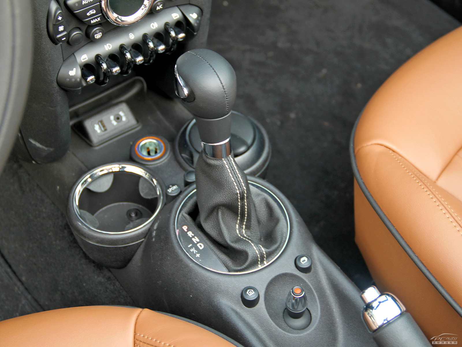 MINI ROADSTER內(nèi)飾高清大圖