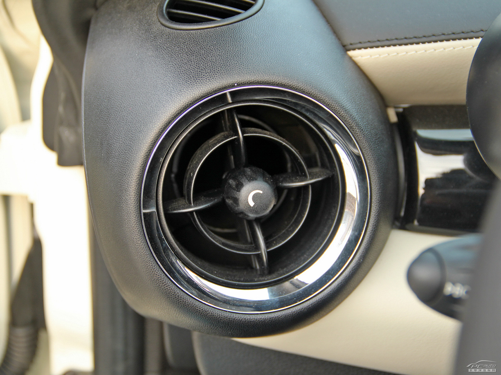 MINI ROADSTER內(nèi)飾高清大圖