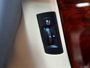 2012款 2.5L Royal Saloon 尊貴版 2012款 2.5L Royal Saloon 尊貴版